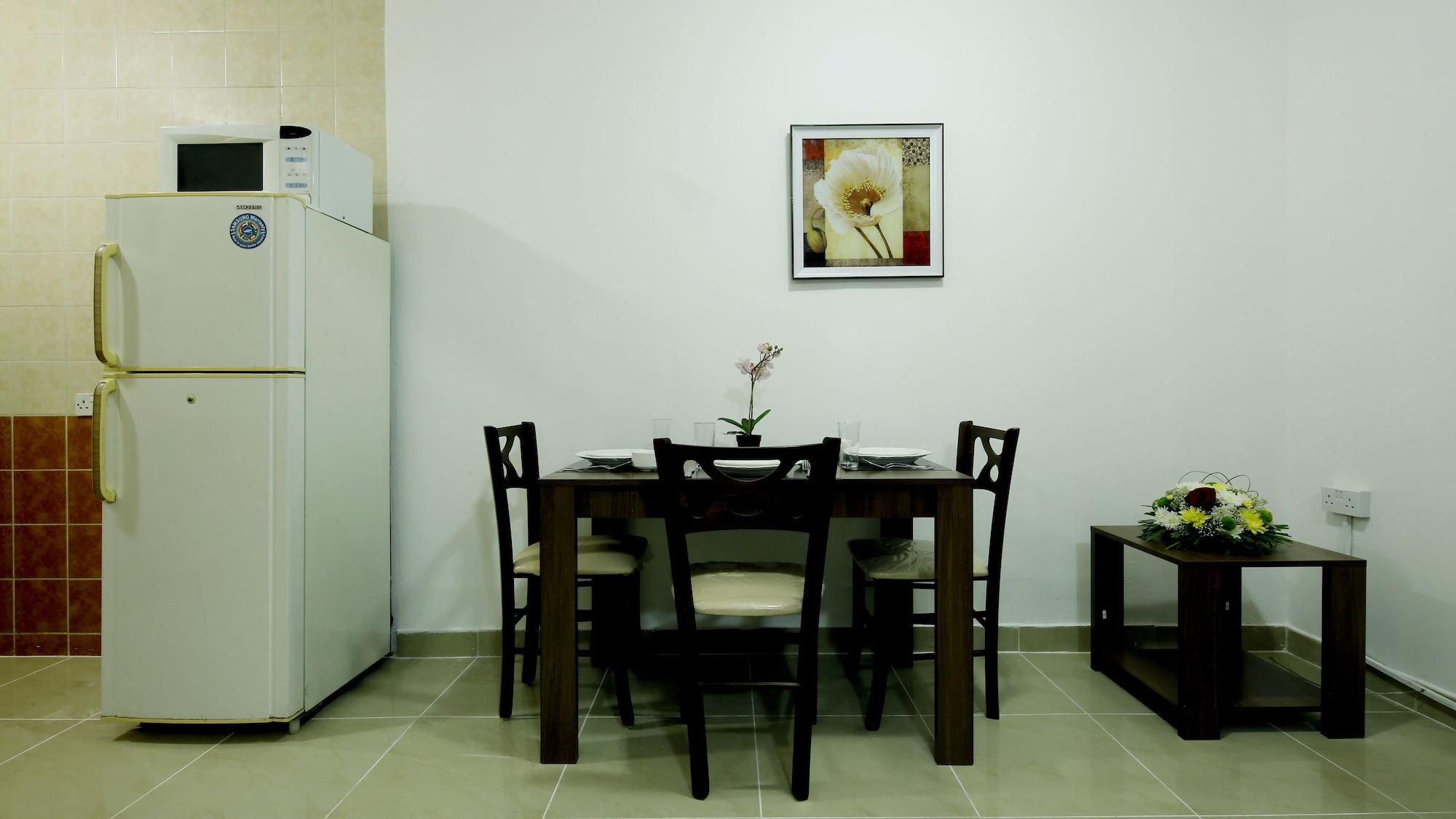 La Villa Inn Ad Dawhah Esterno foto