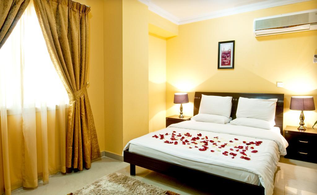 La Villa Inn Ad Dawhah Esterno foto