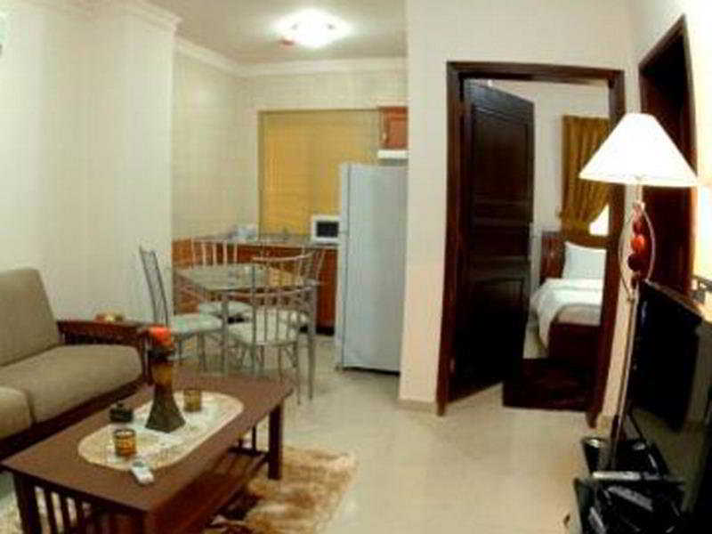 La Villa Inn Ad Dawhah Esterno foto