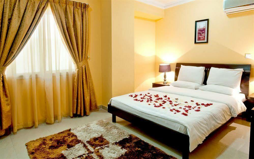 La Villa Inn Ad Dawhah Esterno foto