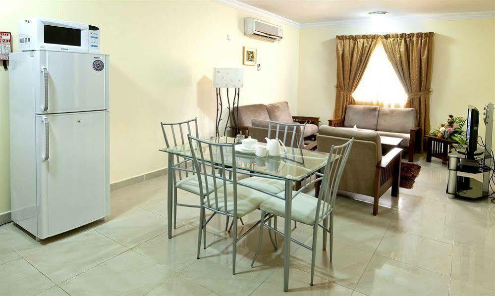 La Villa Inn Ad Dawhah Esterno foto